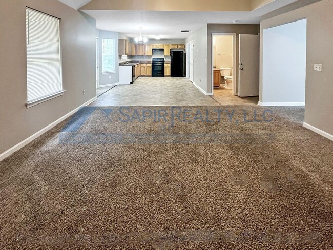 Foto del edificio - 5042 Cottage Grove Pl