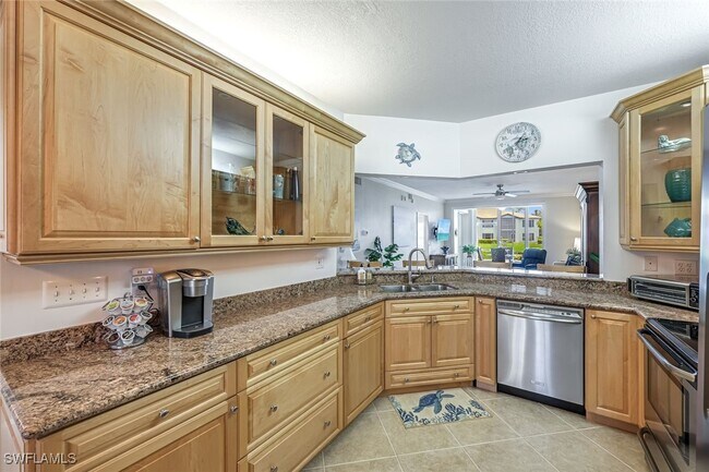 Building Photo - 832 Tanbark Dr