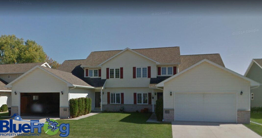 Primary Photo - 2410 Wisconsin St