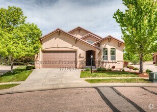 Building Photo - 2452 Spanish Oak Terrace