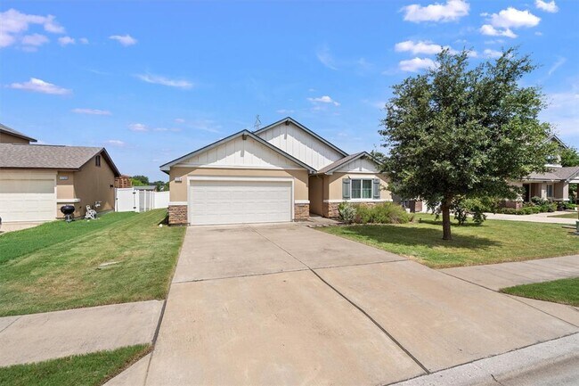 Building Photo - 11104 Mickelson Dr