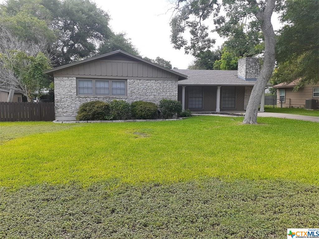 Primary Photo - 1423 Hummingbird Ln