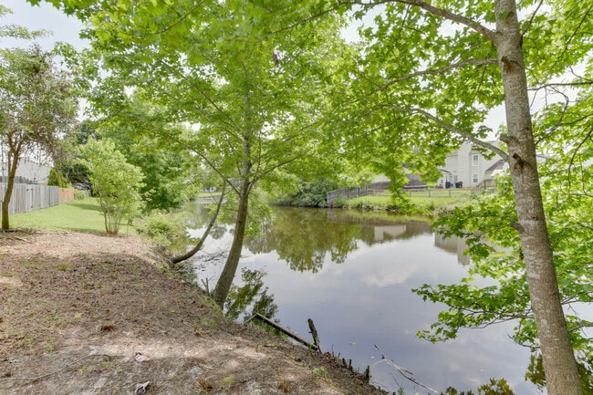 On Water - 1325 Kasba Ct