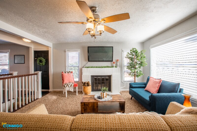 35 E 1500 S Unit Upstairs, Bountiful, UT 84010 Room for Rent in