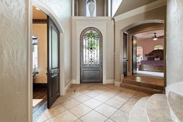 Building Photo - 1608 Rivercrest Ct