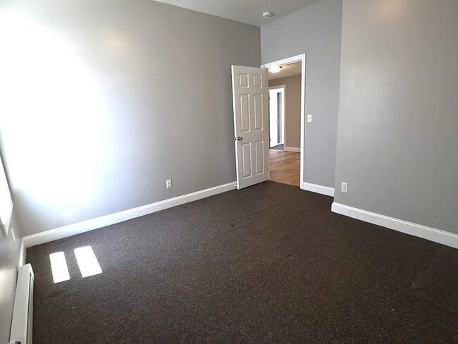 Photo - 25 Lester St (Fall River, MA) Apartment