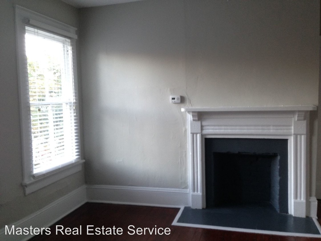 Foto principal - 319 E Lane St