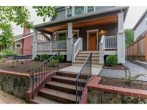 Building Photo - 4417 N Gantenbein Ave