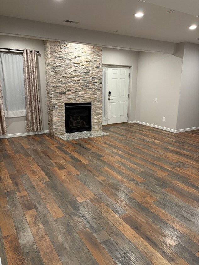 Photo - 311 W Flour Ml Dr (Kaysville, UT)
