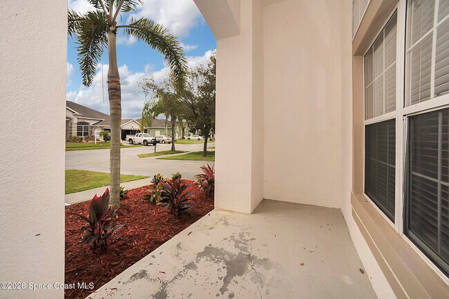 Building Photo - 4859 Chastain Dr