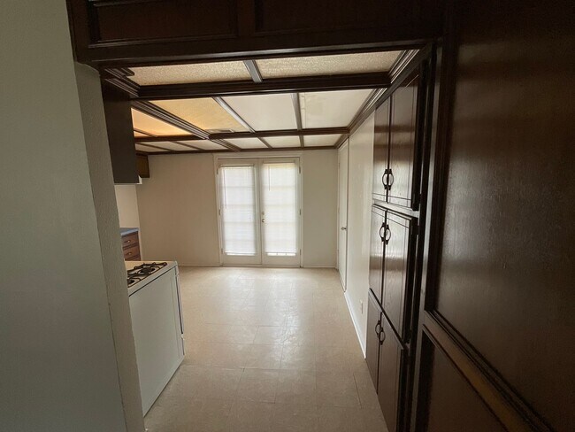 Foto del edificio - Nice 3 bed, 1 bath, 1 car garage