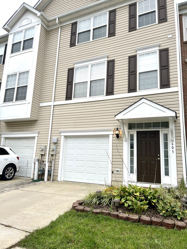 Building Photo - 603 Trout Run Ct
