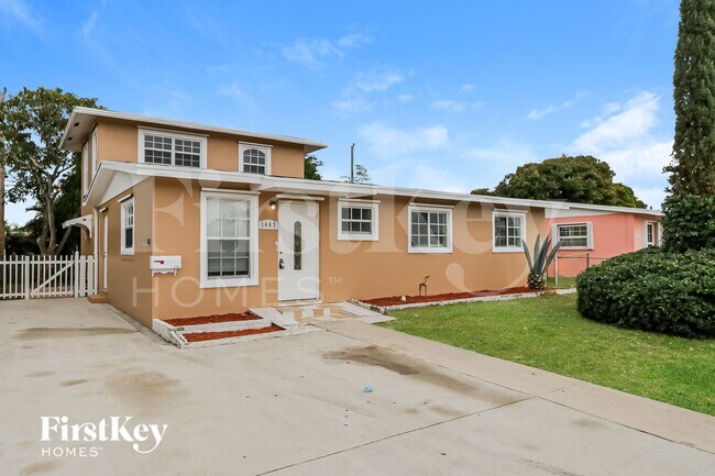 Foto del edificio - 1443 7th St