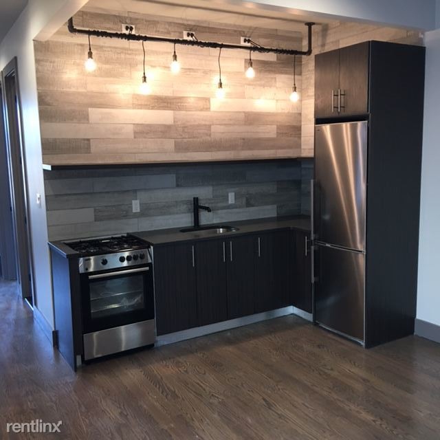 Foto del edificio - 1645 Summerfield St