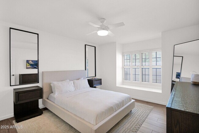 Foto del edificio - 6349 N 78th St