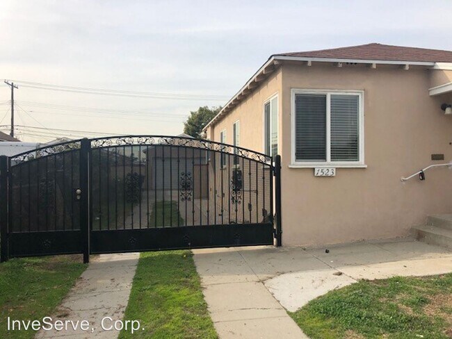 Building Photo - 4 br, 2 bath House - 1523 S. CAMPBELL AVE.