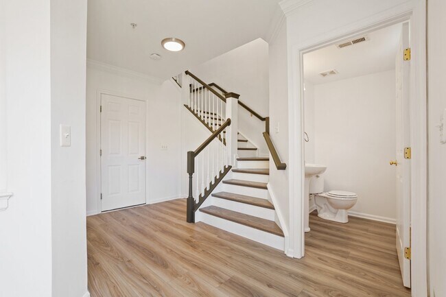Foto del edificio - 3603 Madison Ln