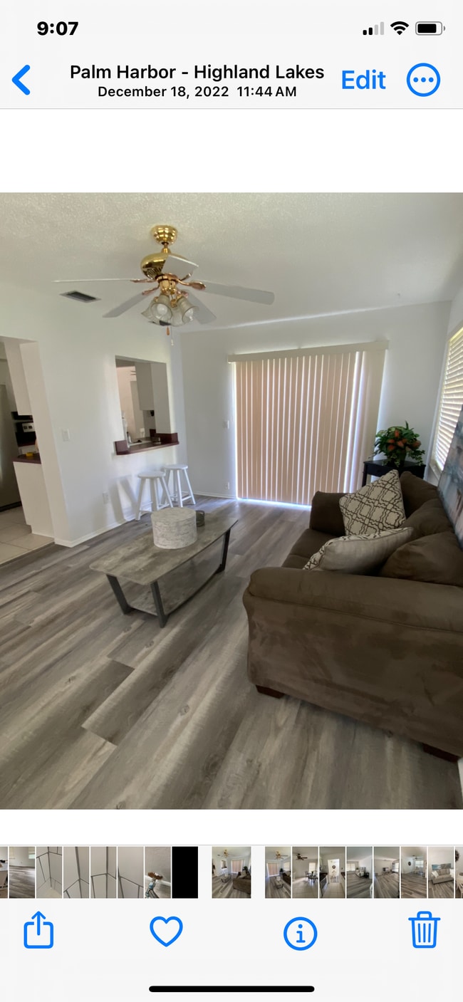 Building Photo - 1305 Woodstock Dr