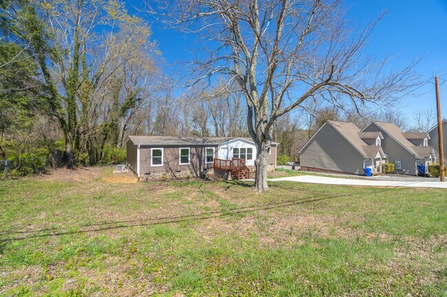 Foto del edificio - 456 W Outer Dr