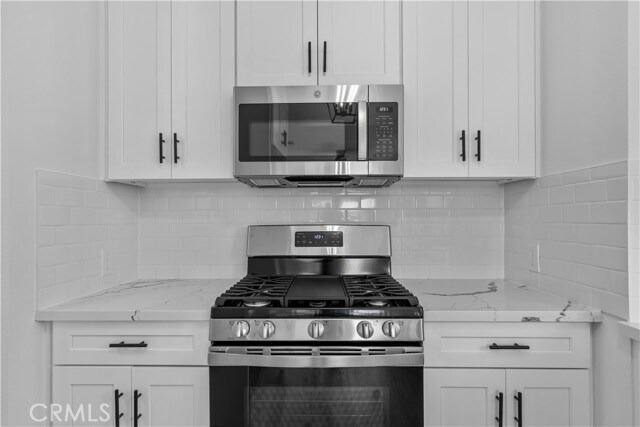 Foto del edificio - 1184 W 23rd St