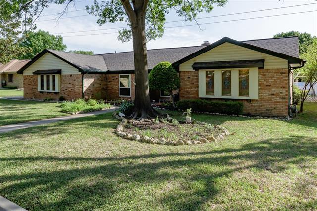 Building Photo - 624 Springhill Ct