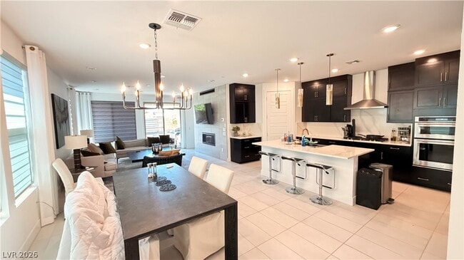 Foto del edificio - 6589 Songfest St