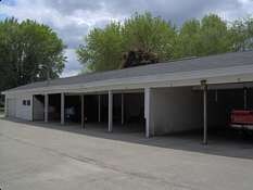 Covered parking - 915 E Main St