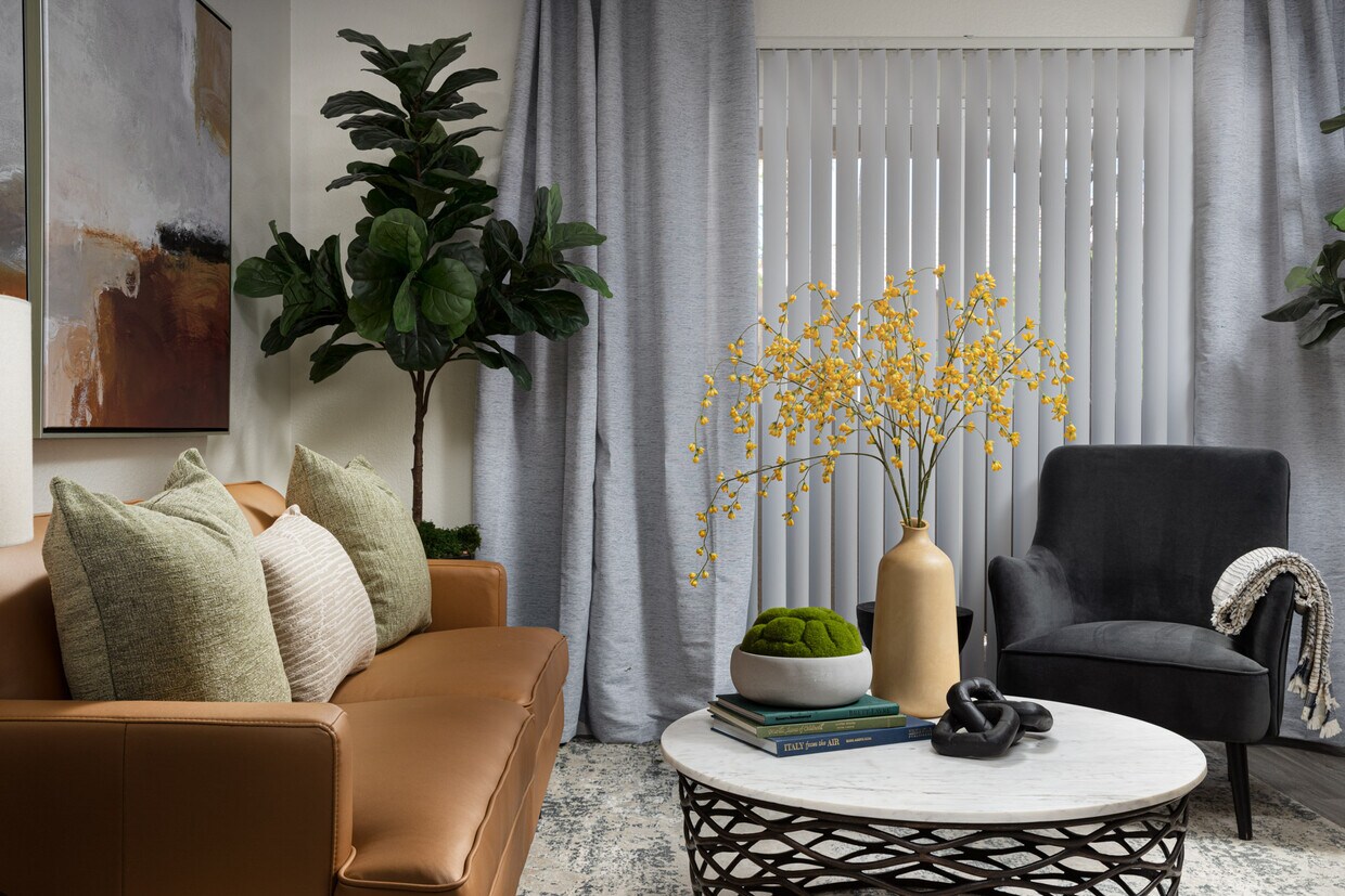 CHEYENNE TRAILS Apartments Las Vegas, NV