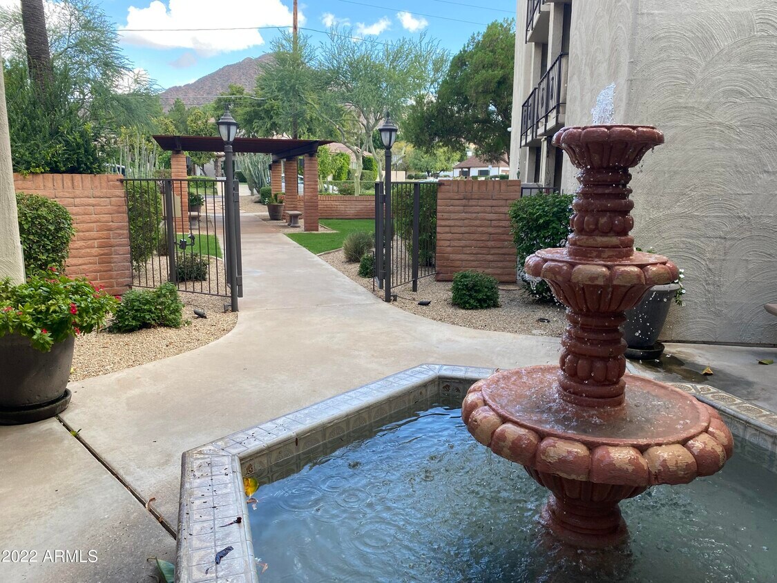 4727 E Lafayette Blvd Unit 131, Phoenix, AZ 85018 Apartment for Rent