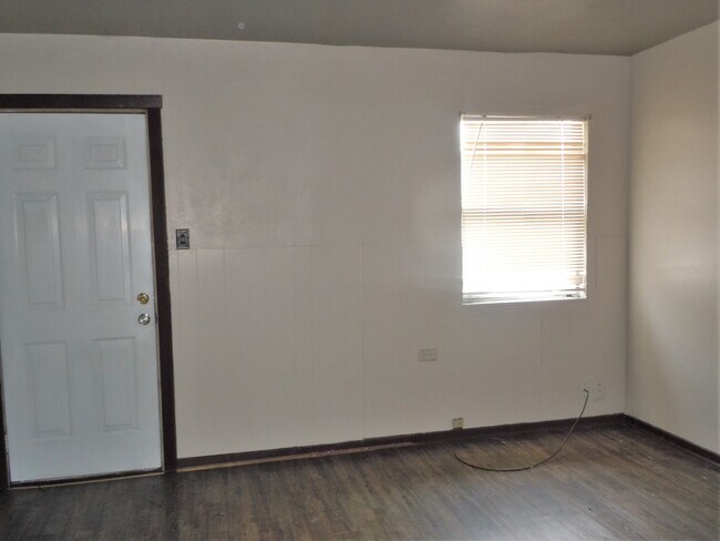 Building Photo - 2815 Herbert St