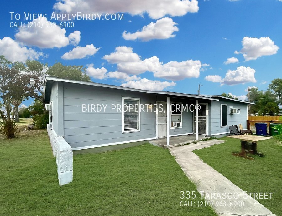 Primary Photo - Charming 2 Bed Duplex in San Antonio, TX!!
