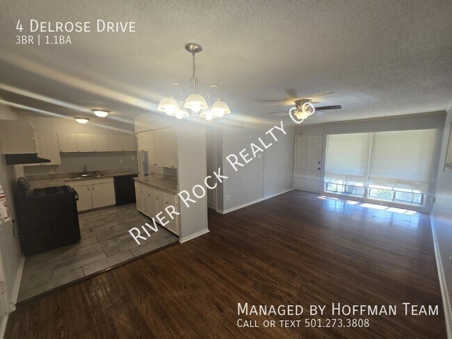 Building Photo - 4 Delrose Dr