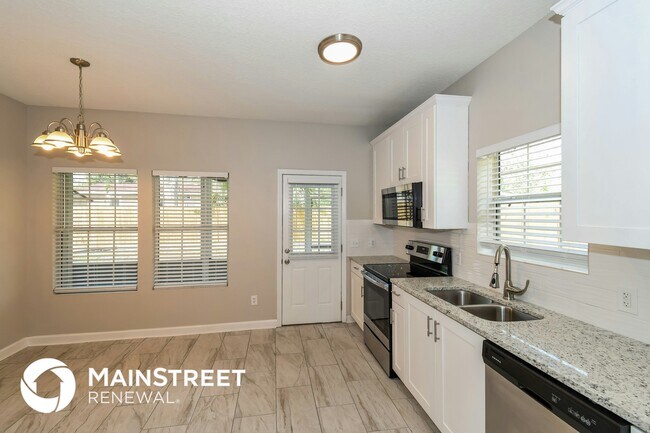 Building Photo - 13638 Majestic Ct