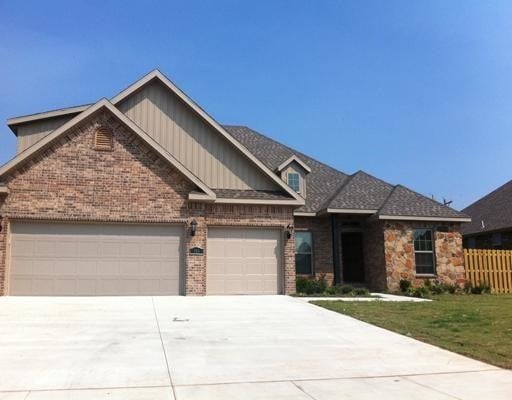 Primary Photo - 703 SW Elmside Dr