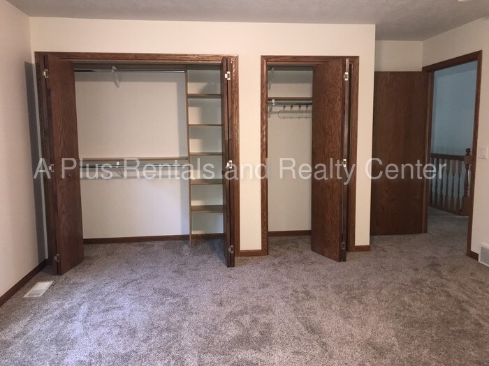 Building Photo - New Twin Home for rent!