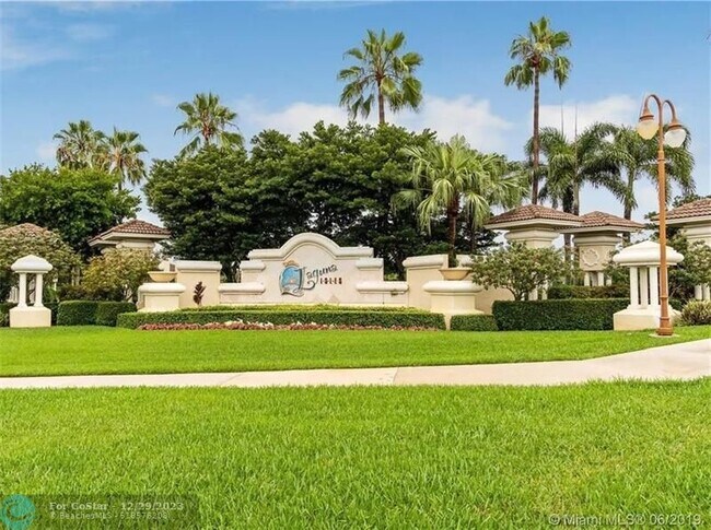 Foto del edificio - 19389 SW 64th St