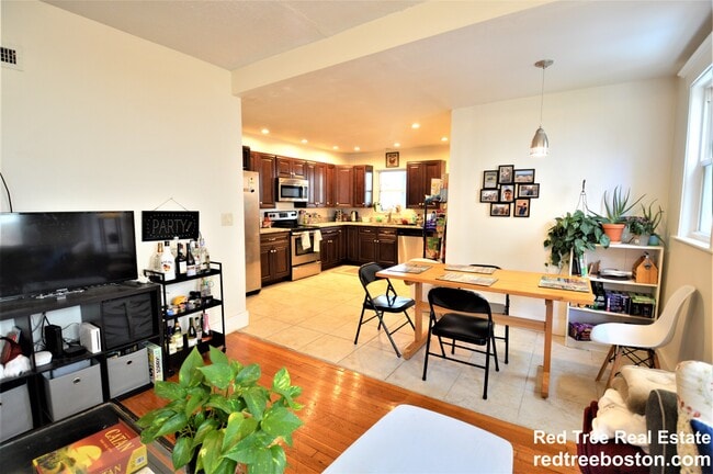 Building Photo - 90 Montebello Rd