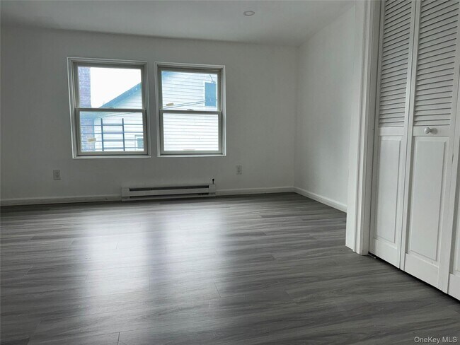 Foto del edificio - 300 Highland Ave