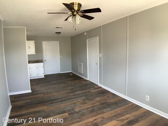 Building Photo - 3 br, 1 bath House - 120 Woody Lane