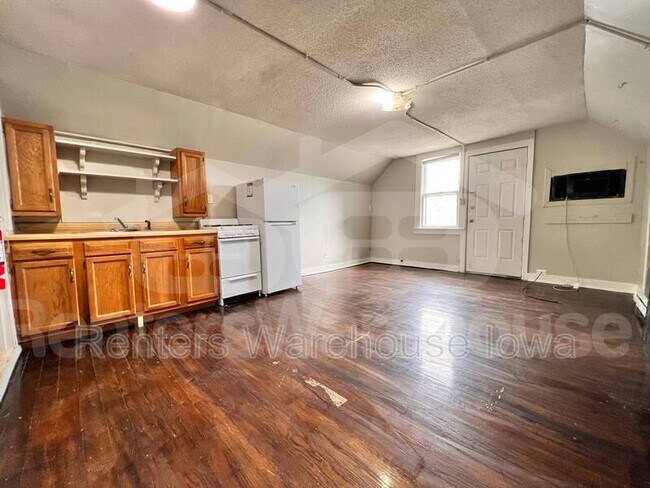 Foto del edificio - 1456 Dean Ave