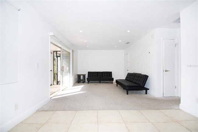 Foto del edificio - 13830 Orange Sunset Dr