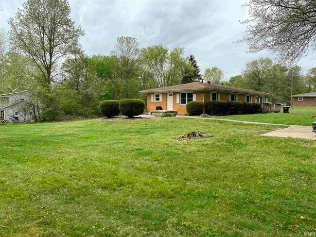 Building Photo - 1516 E Fairwood Dr