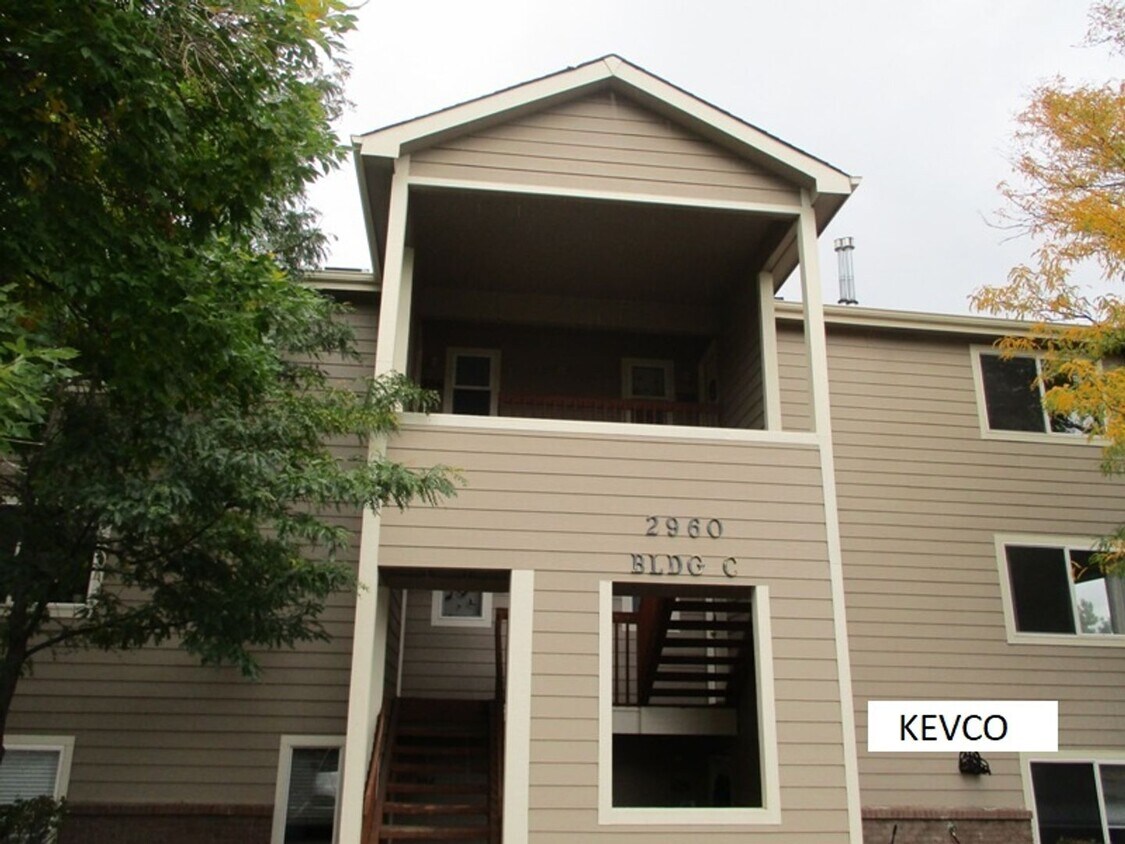 Primary Photo - Top-Floor Apartment in Community Near Hors...
