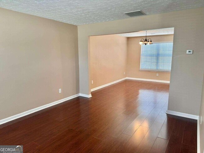 Foto del edificio - 1349 Sydney Pond Cir NW