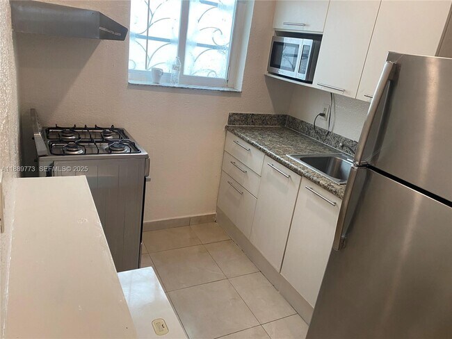 Foto del edificio - 1524 Lenox Ave.