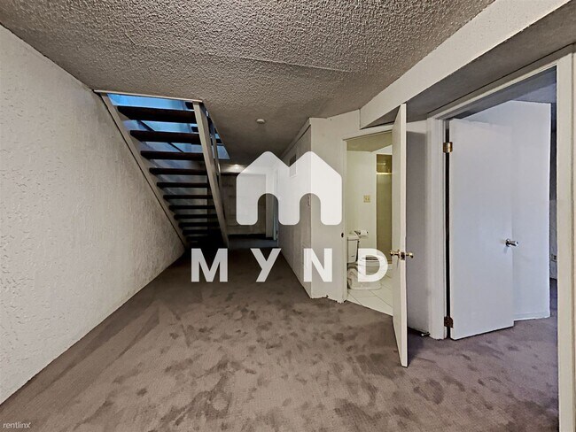 Building Photo - 4 br, 3.5 bath Condo - 7484 E Princeton Av...