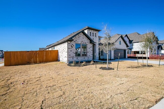 Building Photo - 2900 Miletto Dr