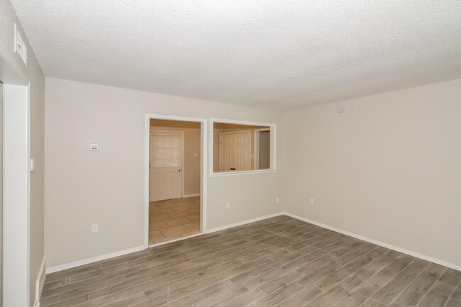 Foto del edificio - 5403 Clinchport Cir