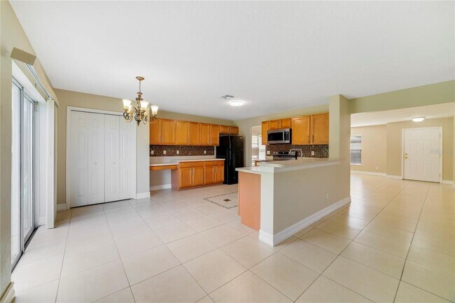 Foto del edificio - 806 Sterling Spring Rd