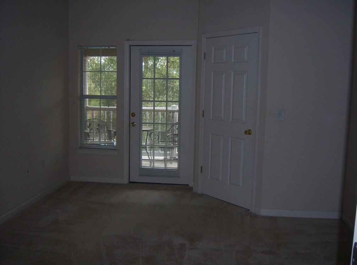 Primary Photo - 15 Johnny Mercer Blvd